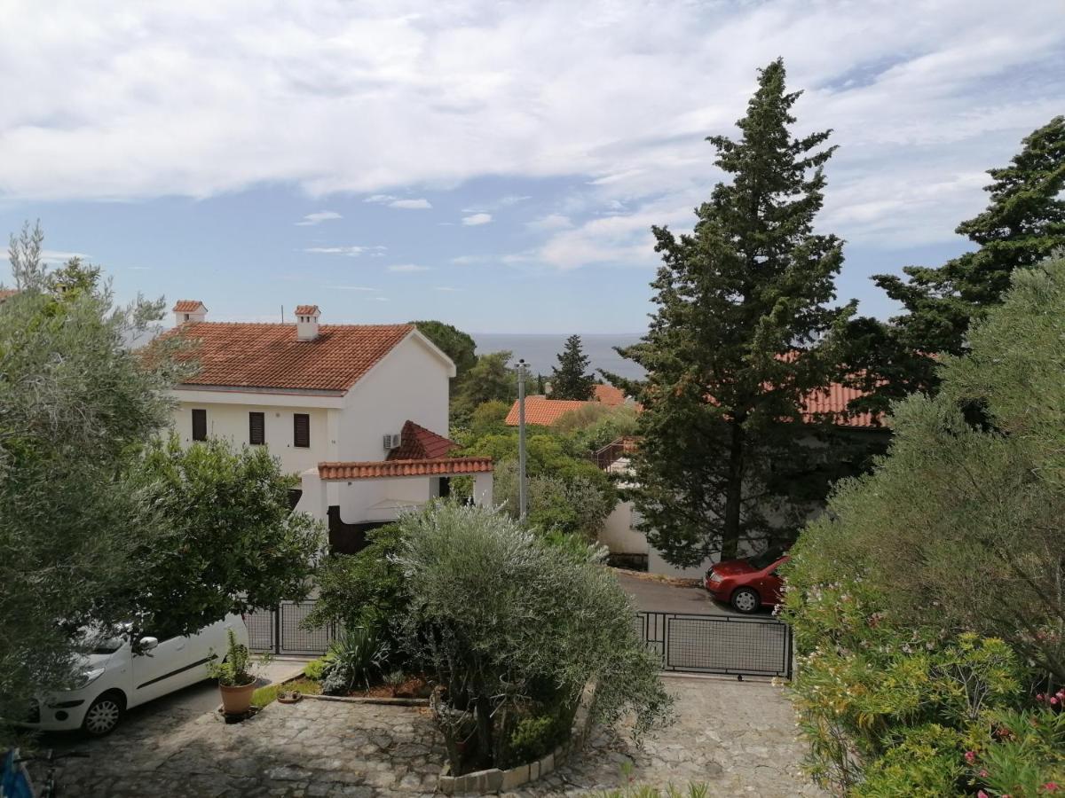Apartman-Maja-Krk クルク エクステリア 写真