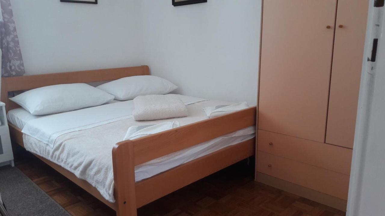 Apartman-Maja-Krk クルク エクステリア 写真