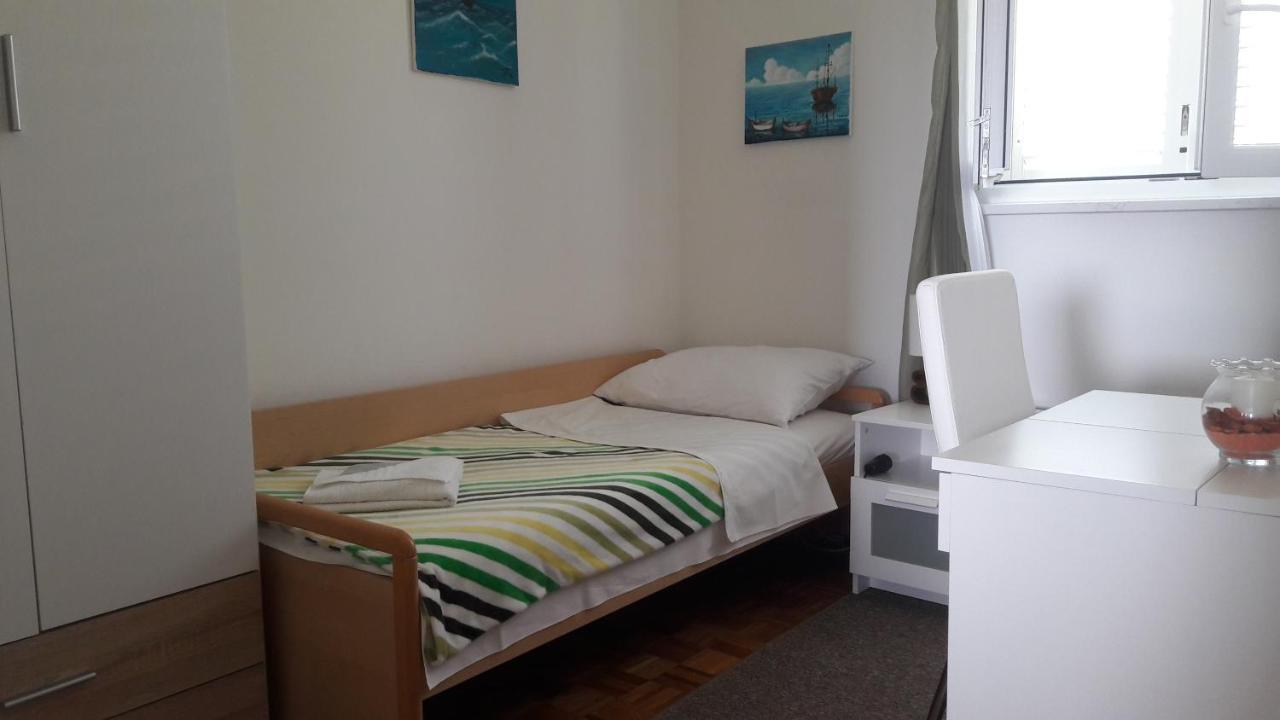 Apartman-Maja-Krk クルク エクステリア 写真